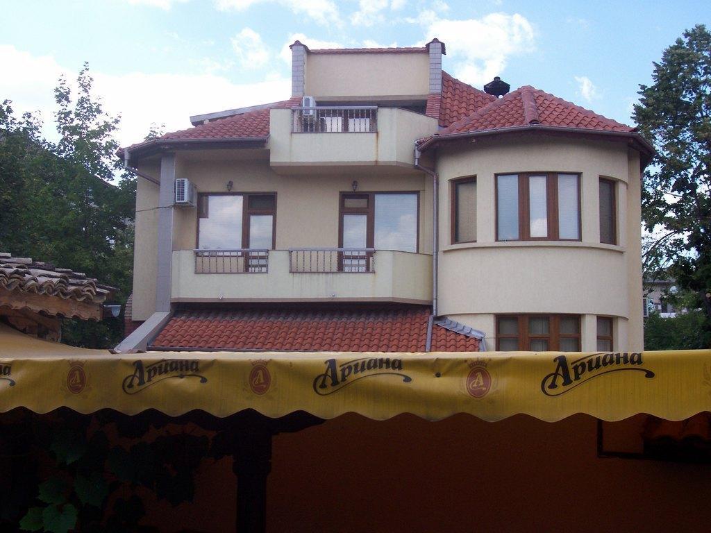 Fenerite Family Hotel Tărgovište Exteriér fotografie